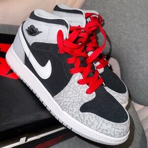 Nike Air Jordan Mids in color way black, white, gray with red accents! Size 5.5!
